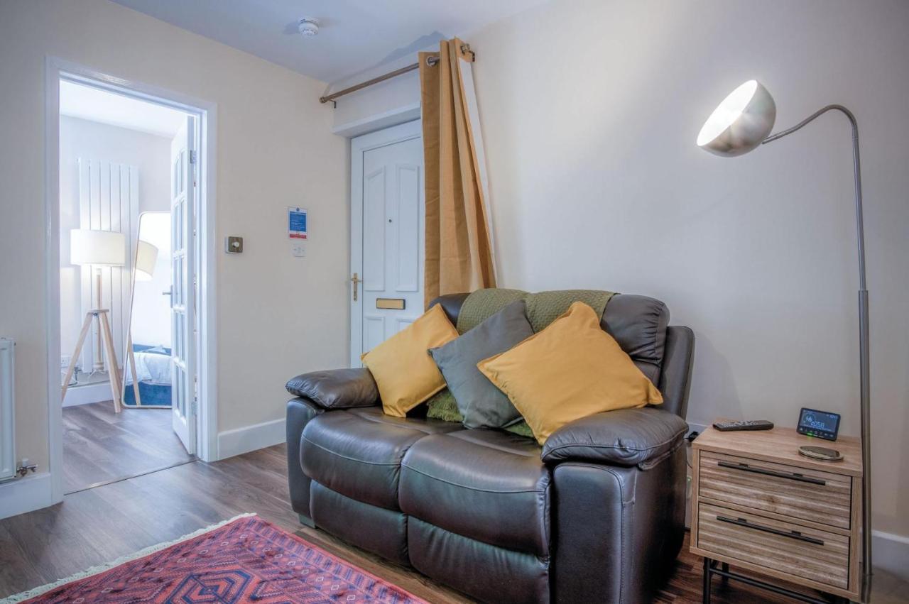 Croft Court - 1 Bedroom Apartment - Tenby Ngoại thất bức ảnh